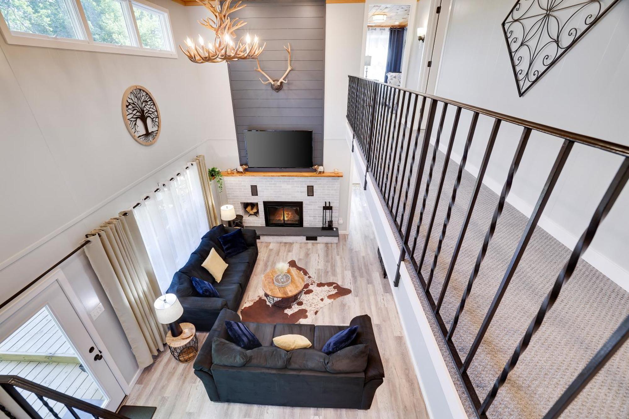 Poconos Brand New Lakefront Oasis 1 Acre, Hottub Gameroom Firepits Talk About Privacy Albrightsville Buitenkant foto